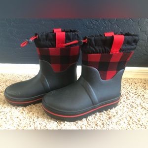 Cat & Jack size 11 boots